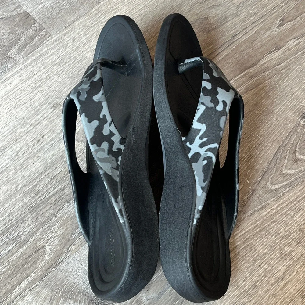 Aetrex Maui Orthotic Flip Flops Black Grey Camo Thong Sandals Mens 10-11